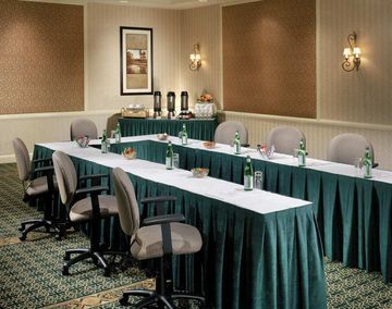 Doubletree Suites By Hilton Boston - Cambridge Екстер'єр фото